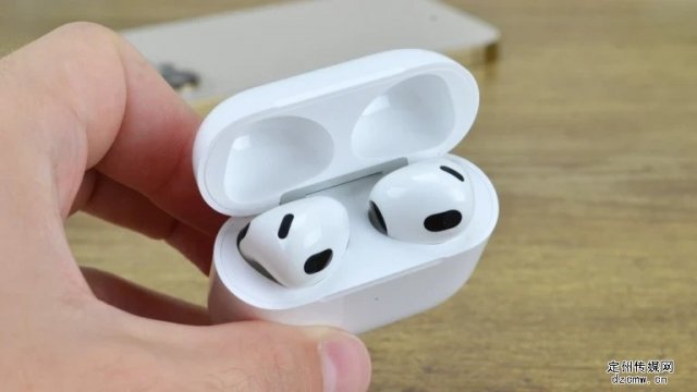 Ϊʲôѡ AirPods 3Ϊ4ԭ